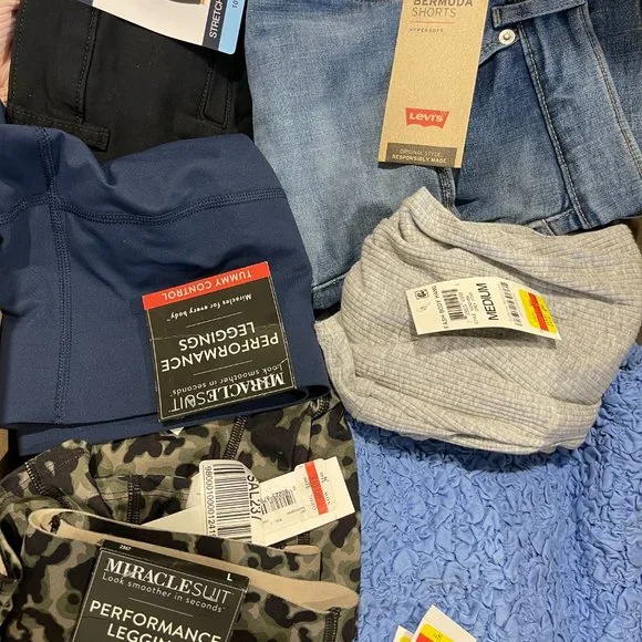 NWT Women’s Clothing Reseller Bundle – 20 Pieces (Major Retail Brands) - Image 4